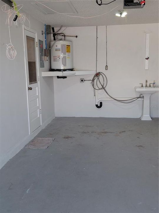 На продажу: $115,000 (2 спален, 1 ванн, 722 Квадратных фут)