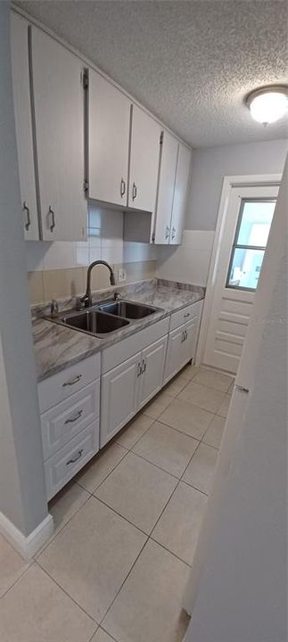 На продажу: $115,000 (2 спален, 1 ванн, 722 Квадратных фут)