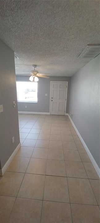 На продажу: $115,000 (2 спален, 1 ванн, 722 Квадратных фут)