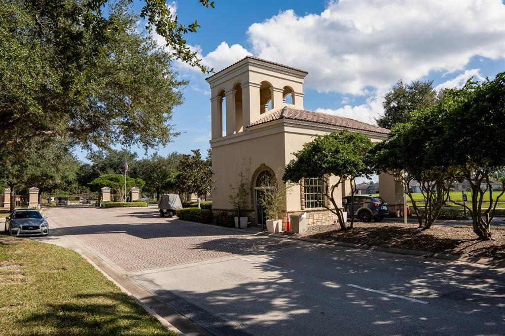 For Sale: $428,000 (4 beds, 3 baths, 2430 Square Feet)