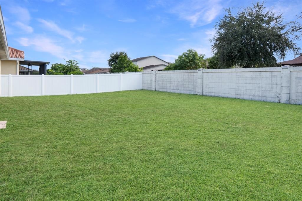 For Sale: $428,000 (4 beds, 3 baths, 2430 Square Feet)