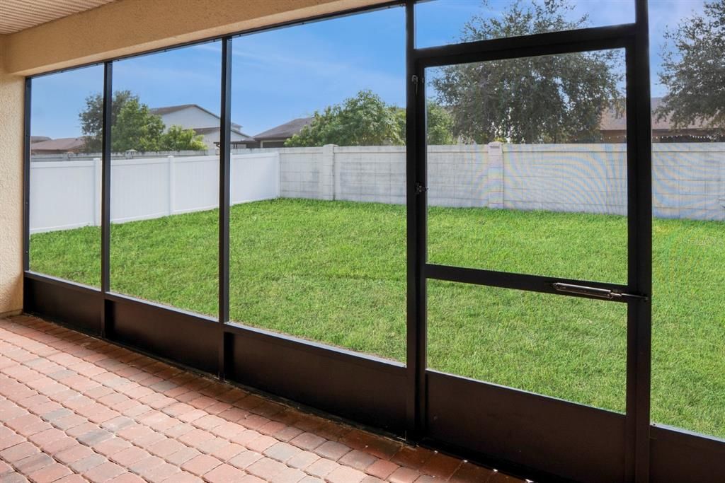 For Sale: $428,000 (4 beds, 3 baths, 2430 Square Feet)