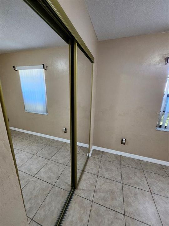 Active With Contract: $229,900 (4 beds, 2 baths, 1337 Square Feet)