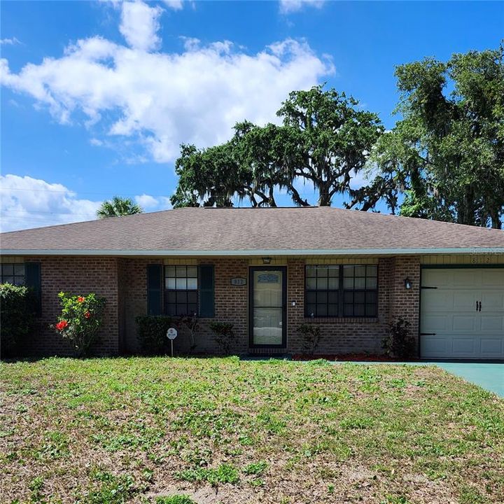 Active With Contract: $229,900 (4 beds, 2 baths, 1337 Square Feet)