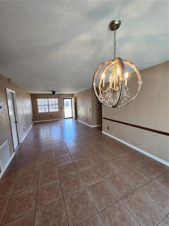 Active With Contract: $229,900 (4 beds, 2 baths, 1337 Square Feet)