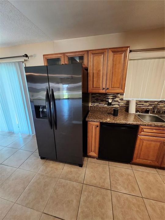 Active With Contract: $229,900 (4 beds, 2 baths, 1337 Square Feet)