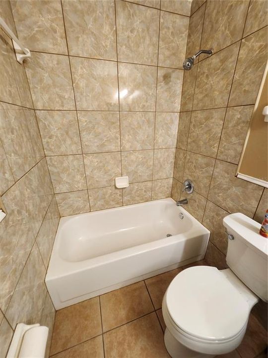 Active With Contract: $229,900 (4 beds, 2 baths, 1337 Square Feet)