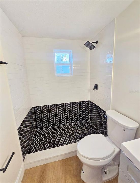 На продажу: $475,000 (3 спален, 2 ванн, 1711 Квадратных фут)