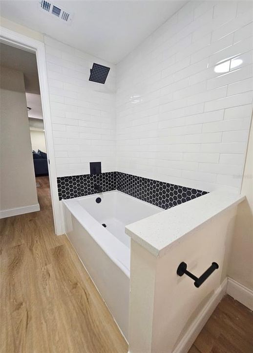 На продажу: $475,000 (3 спален, 2 ванн, 1711 Квадратных фут)