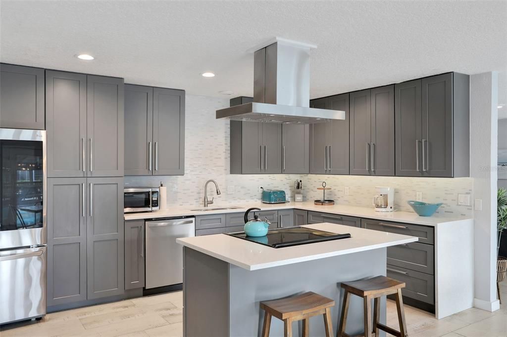 На продажу: $949,900 (4 спален, 4 ванн, 2461 Квадратных фут)