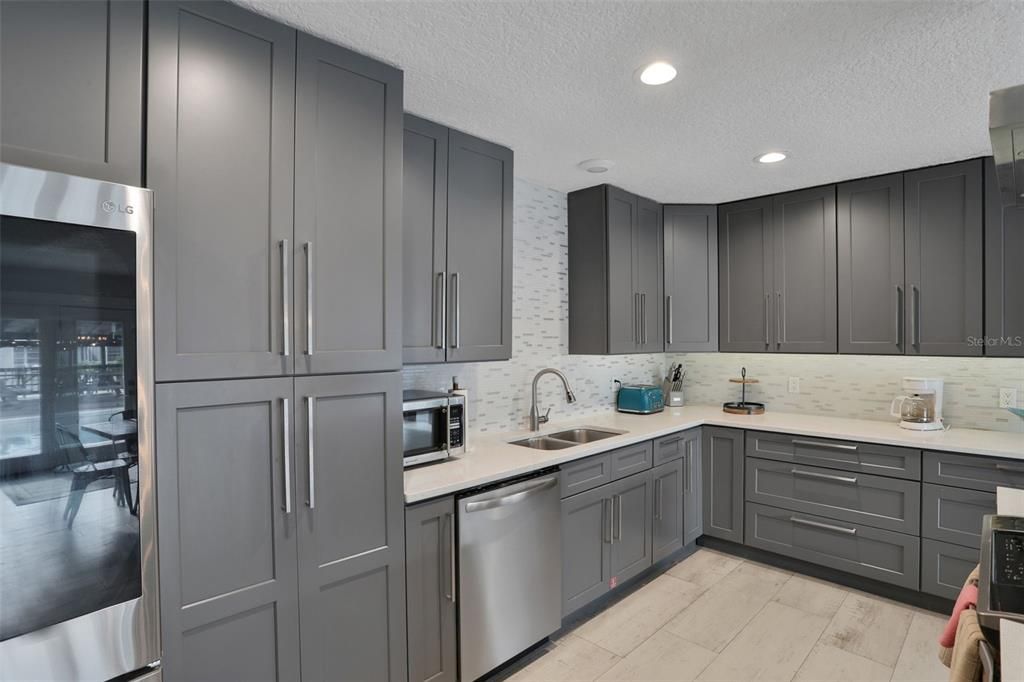 На продажу: $949,900 (4 спален, 4 ванн, 2461 Квадратных фут)