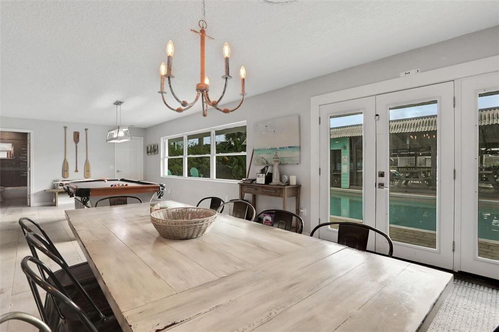 На продажу: $949,900 (4 спален, 4 ванн, 2461 Квадратных фут)