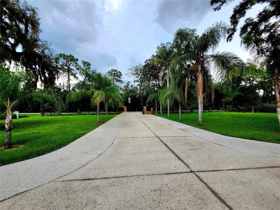 待售: $989,400 (5 贝兹, 4 浴室, 4477 平方英尺)