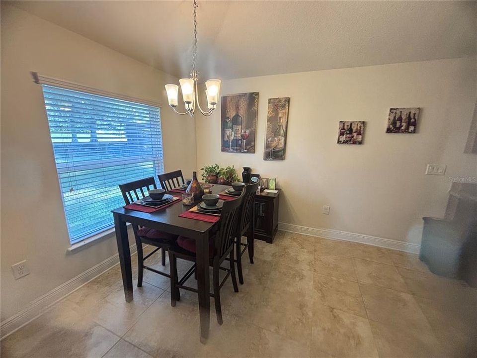 Active With Contract: $317,000 (3 beds, 2 baths, 1520 Square Feet)