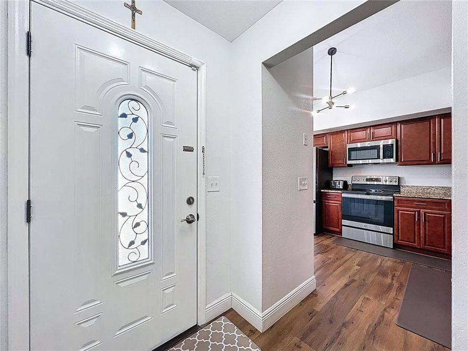 For Sale: $445,000 (3 beds, 2 baths, 1463 Square Feet)