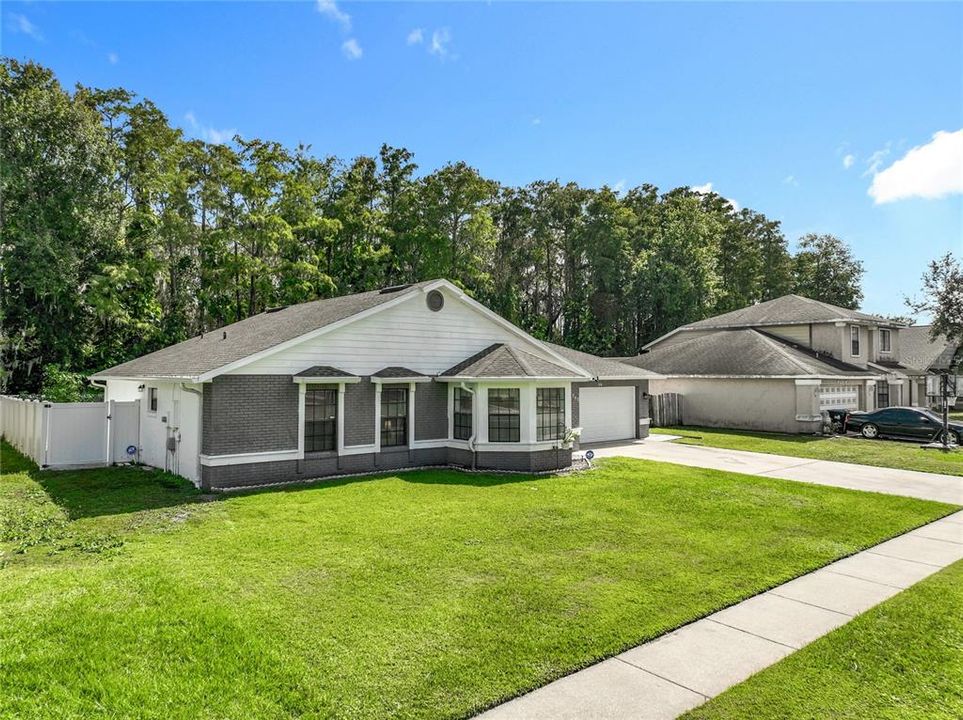 For Sale: $445,000 (3 beds, 2 baths, 1463 Square Feet)