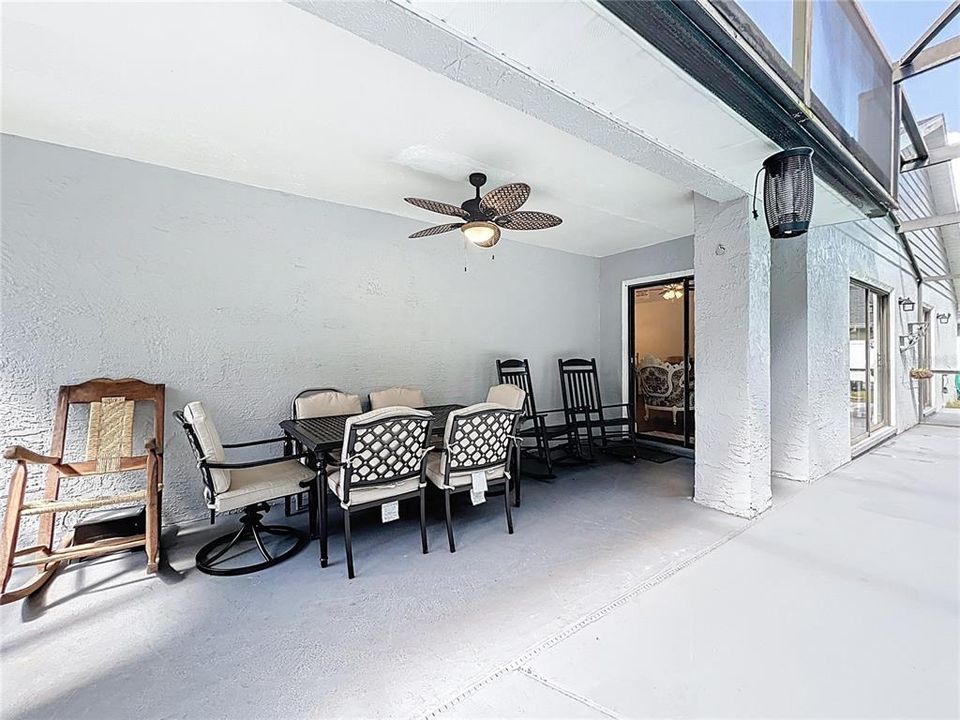 For Sale: $445,000 (3 beds, 2 baths, 1463 Square Feet)