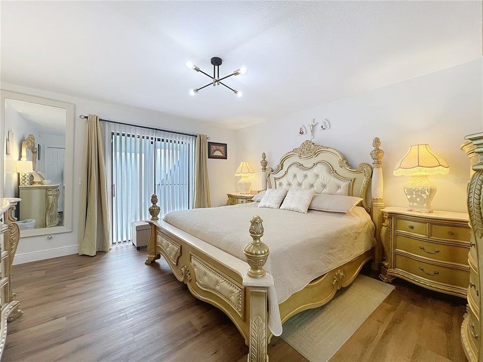 For Sale: $445,000 (3 beds, 2 baths, 1463 Square Feet)