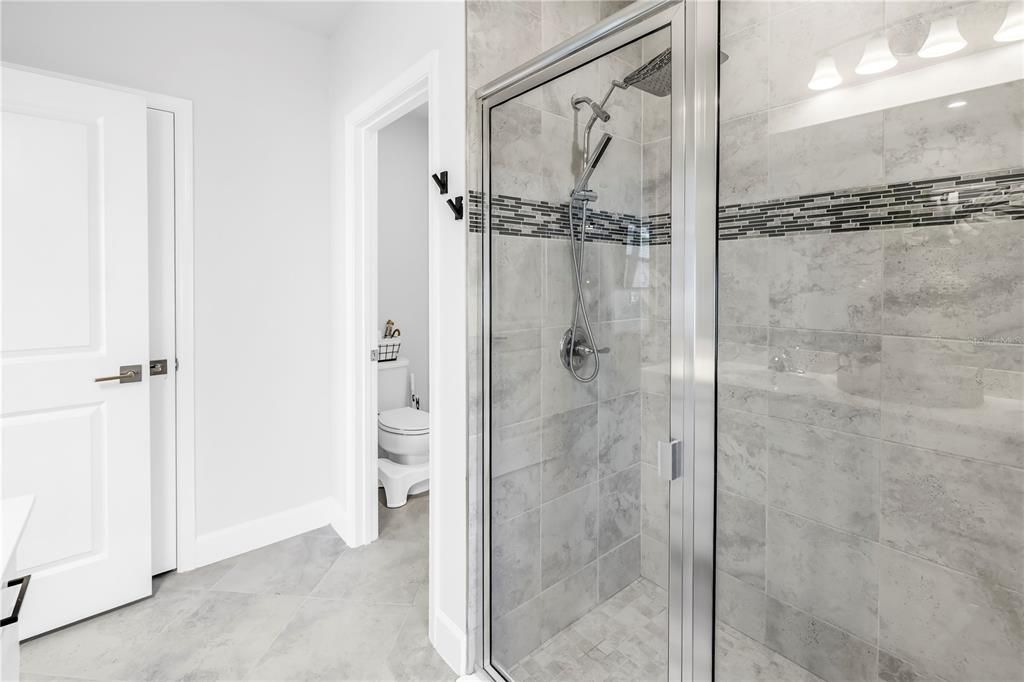 Active With Contract: $340,000 (3 beds, 2 baths, 1492 Square Feet)