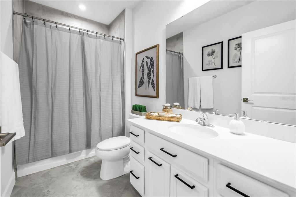 Active With Contract: $340,000 (3 beds, 2 baths, 1492 Square Feet)