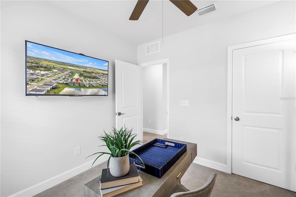 Active With Contract: $340,000 (3 beds, 2 baths, 1492 Square Feet)