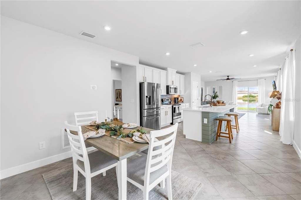 Active With Contract: $340,000 (3 beds, 2 baths, 1492 Square Feet)