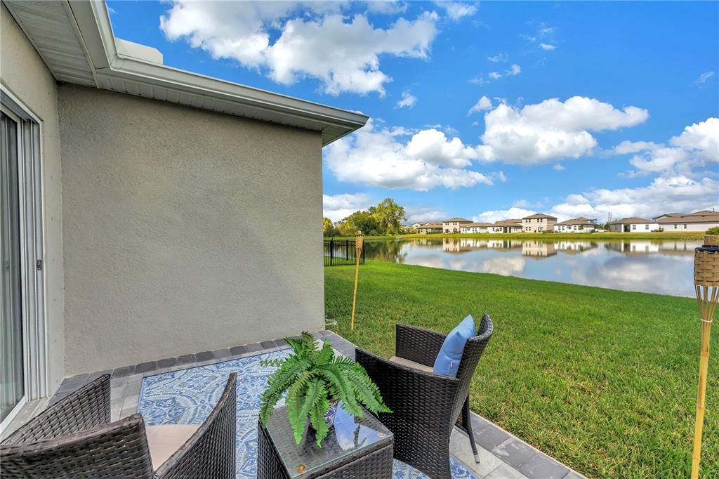 Active With Contract: $340,000 (3 beds, 2 baths, 1492 Square Feet)