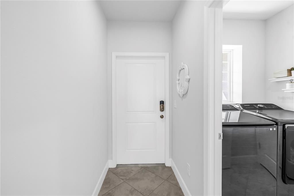 Active With Contract: $340,000 (3 beds, 2 baths, 1492 Square Feet)