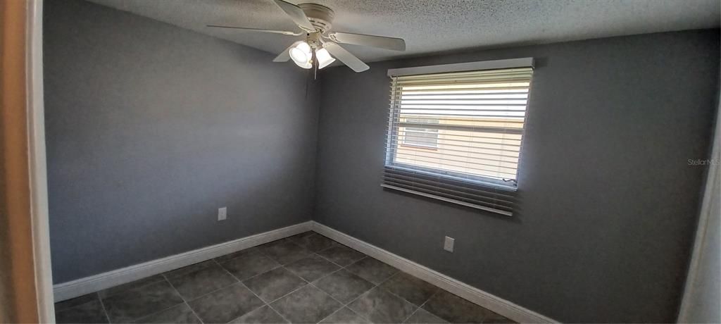 For Sale: $115,000 (2 beds, 1 baths, 722 Square Feet)