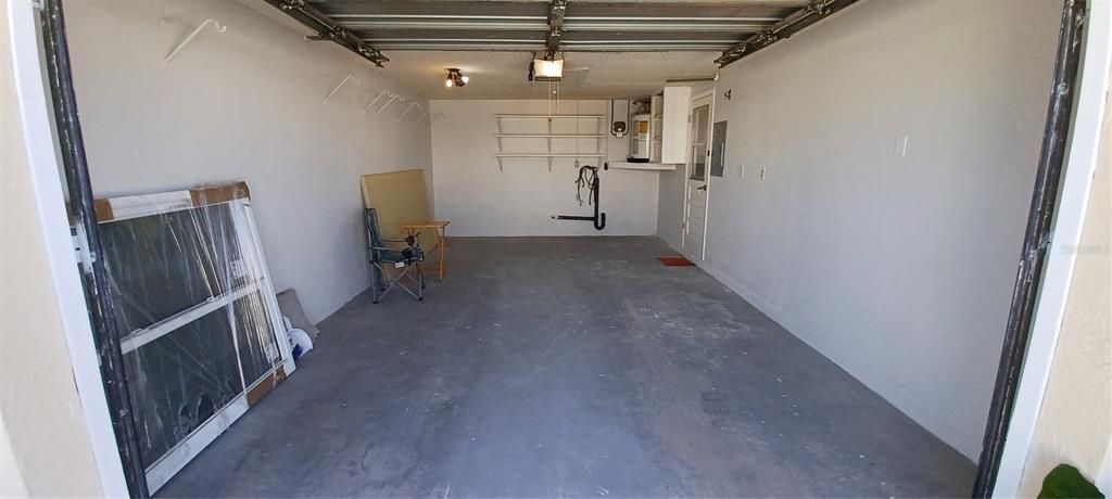 For Sale: $115,000 (2 beds, 1 baths, 722 Square Feet)