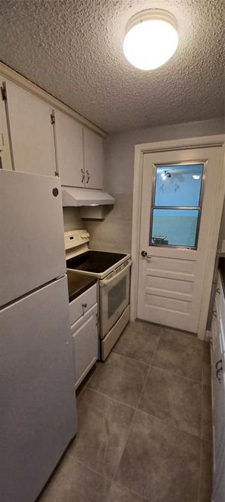 For Sale: $115,000 (2 beds, 1 baths, 722 Square Feet)