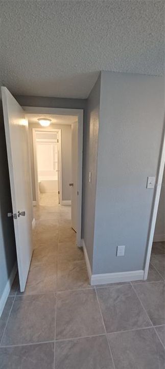 For Sale: $115,000 (2 beds, 1 baths, 722 Square Feet)