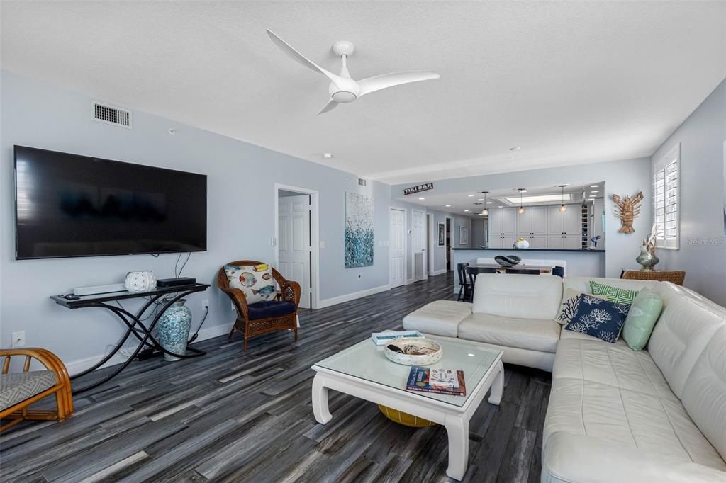 На продажу: $1,599,000 (3 спален, 2 ванн, 1880 Квадратных фут)