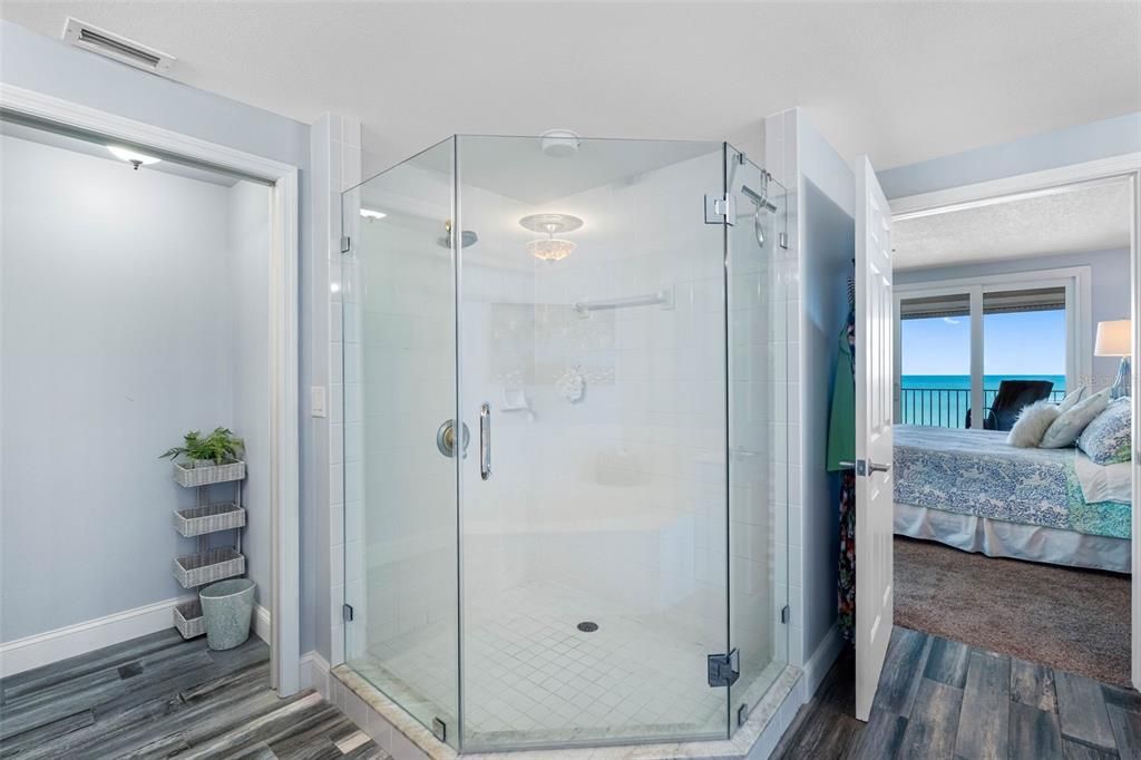 На продажу: $1,599,000 (3 спален, 2 ванн, 1880 Квадратных фут)