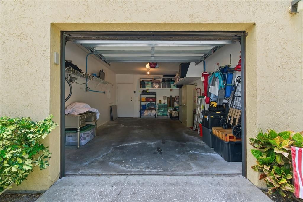 For Sale: $298,500 (2 beds, 2 baths, 1000 Square Feet)