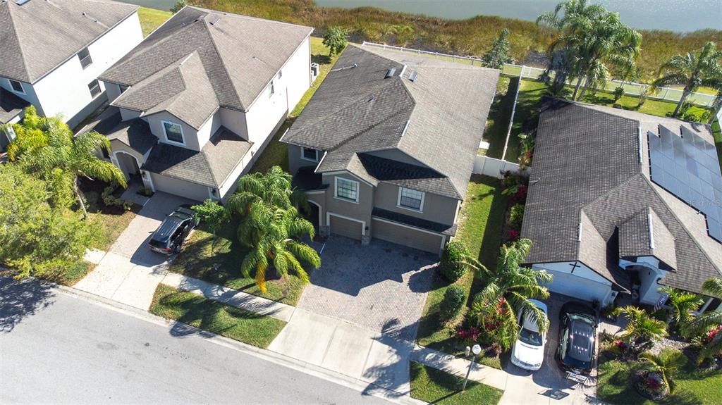 For Sale: $635,000 (6 beds, 4 baths, 3231 Square Feet)