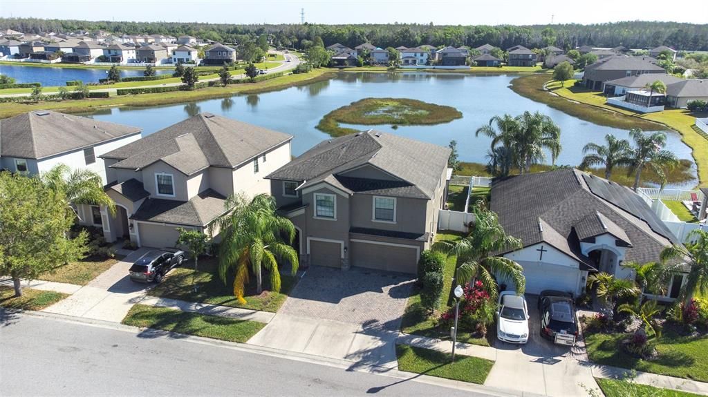 For Sale: $635,000 (6 beds, 4 baths, 3231 Square Feet)