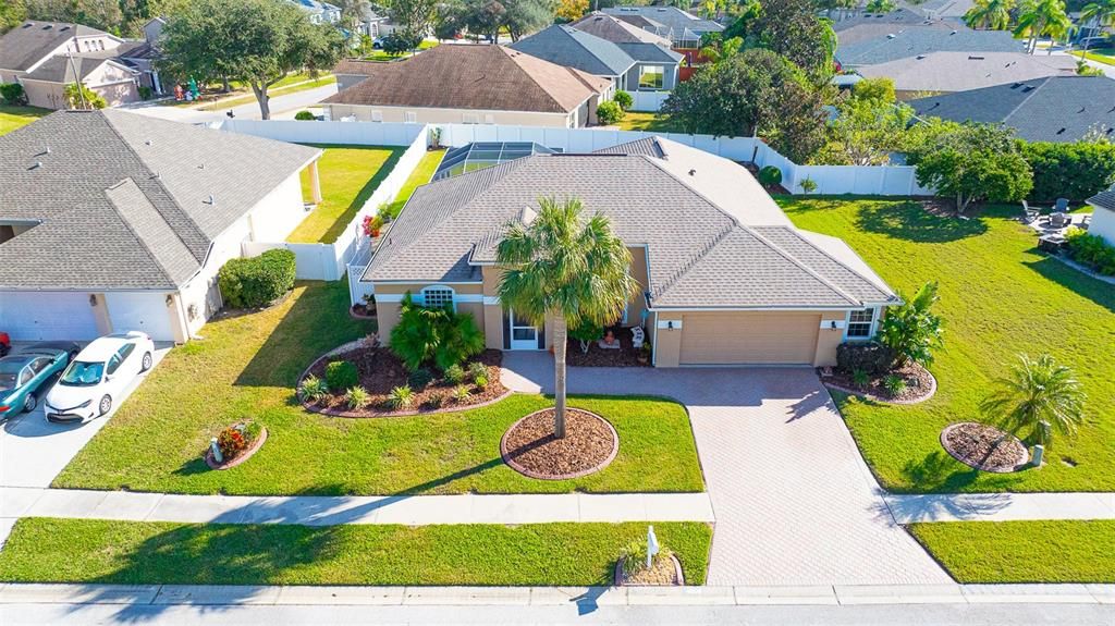 Activo con contrato: $475,000 (4 camas, 2 baños, 2007 Pies cuadrados)