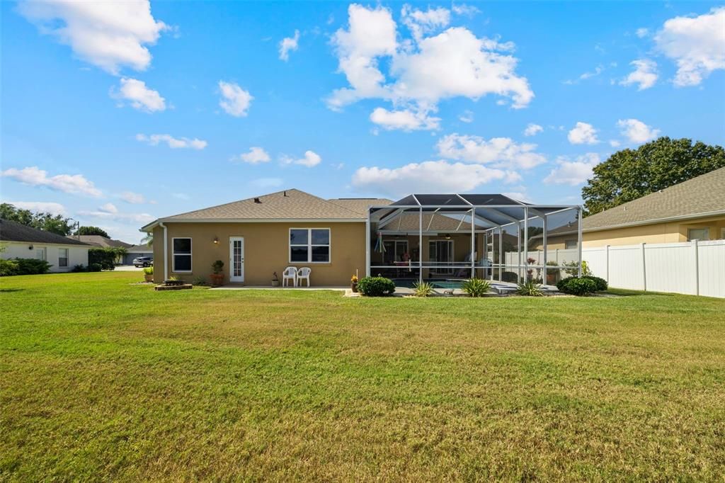 Activo con contrato: $475,000 (4 camas, 2 baños, 2007 Pies cuadrados)