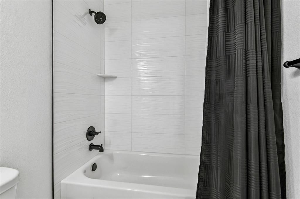 待售: $439,900 (3 贝兹, 2 浴室, 1479 平方英尺)