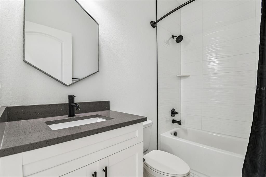 待售: $439,900 (3 贝兹, 2 浴室, 1479 平方英尺)