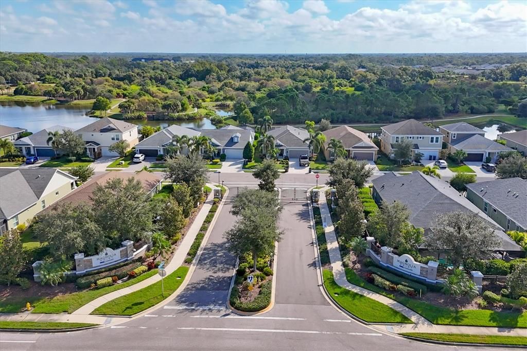 For Sale: $569,000 (3 beds, 3 baths, 2069 Square Feet)