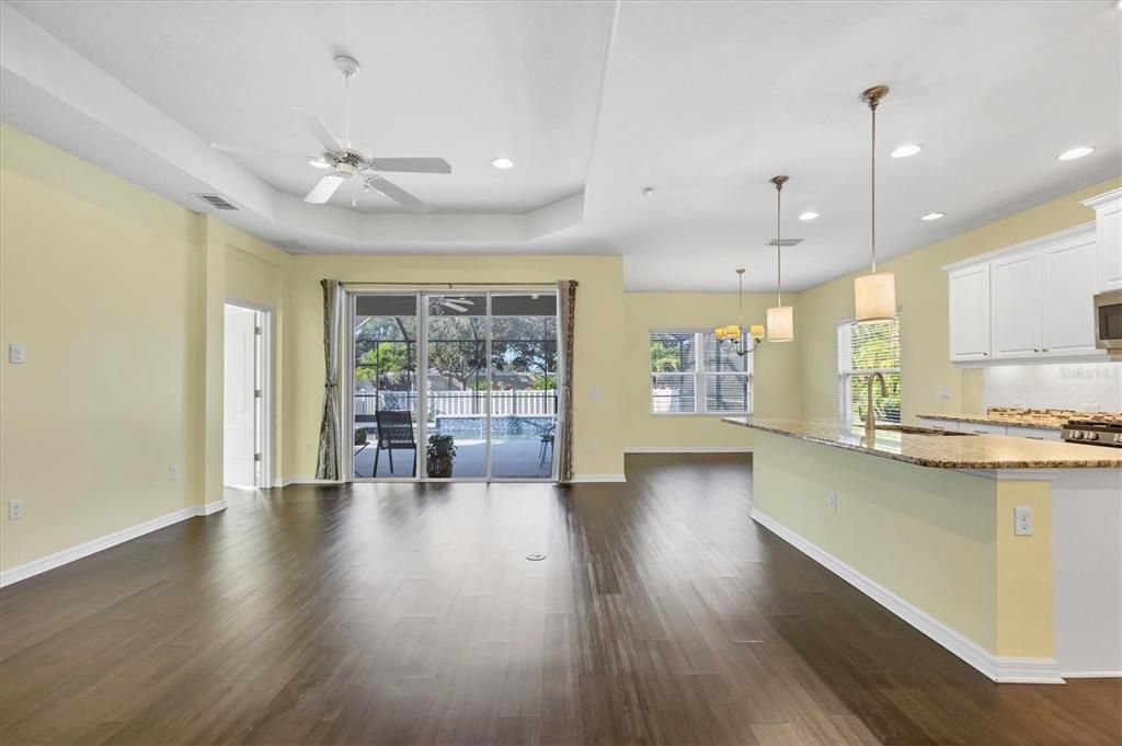 For Sale: $569,000 (3 beds, 3 baths, 2069 Square Feet)