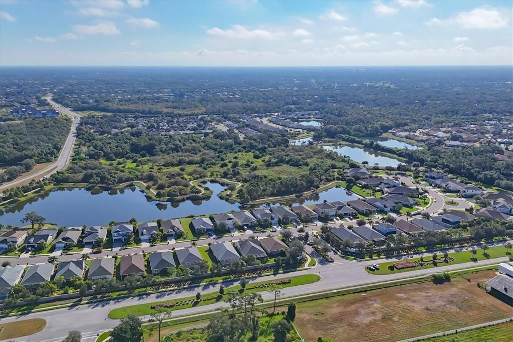 For Sale: $569,000 (3 beds, 3 baths, 2069 Square Feet)