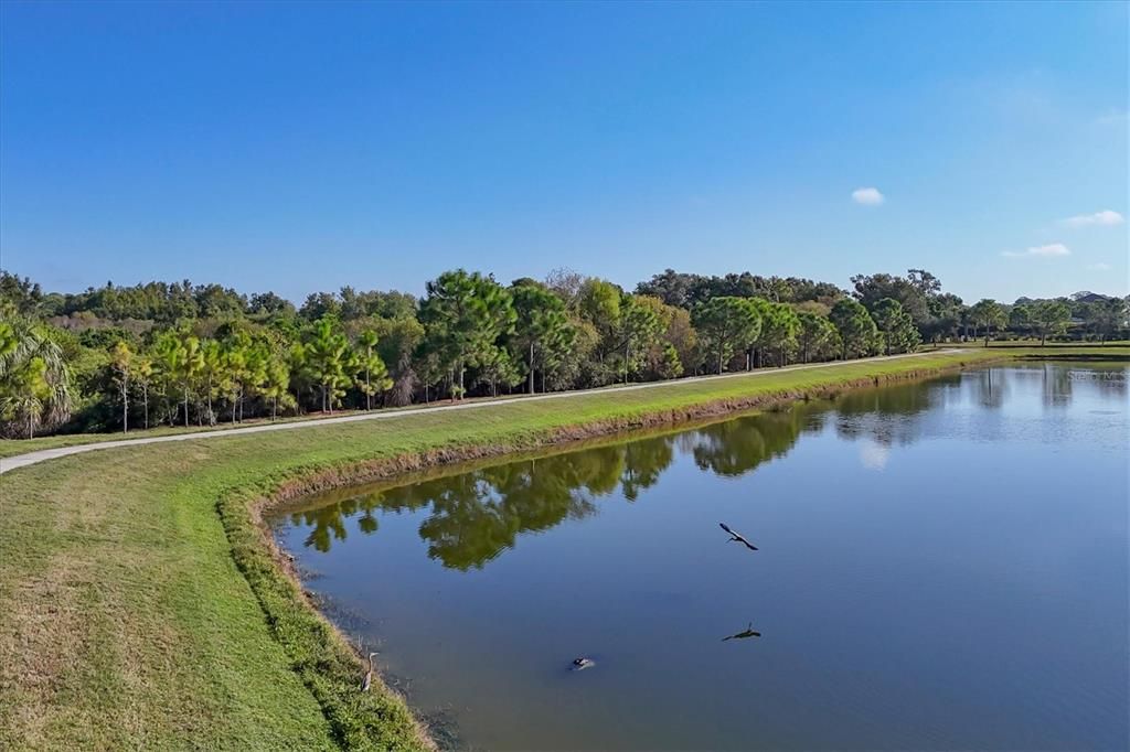 For Sale: $569,000 (3 beds, 3 baths, 2069 Square Feet)