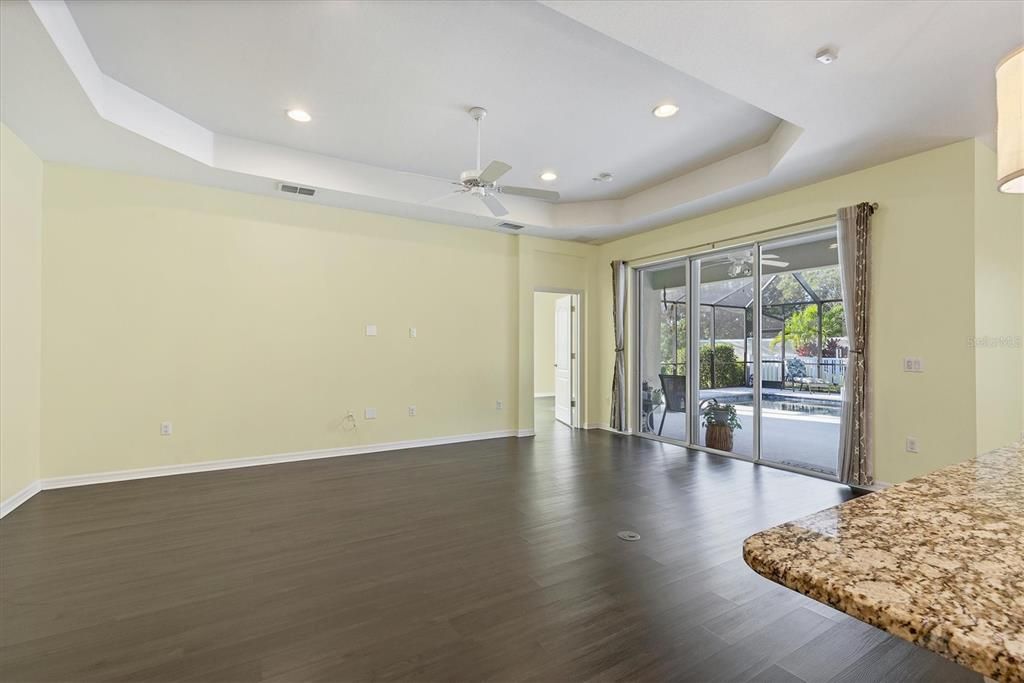 For Sale: $569,000 (3 beds, 3 baths, 2069 Square Feet)