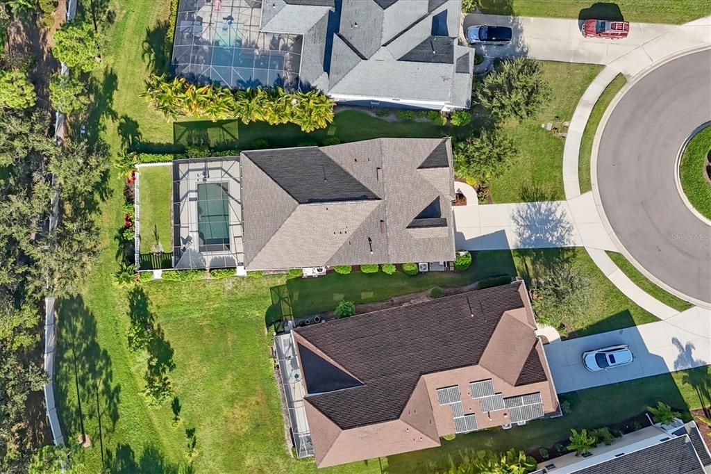 For Sale: $569,000 (3 beds, 3 baths, 2069 Square Feet)