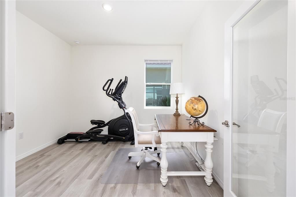 For Sale: $299,000 (3 beds, 2 baths, 1614 Square Feet)