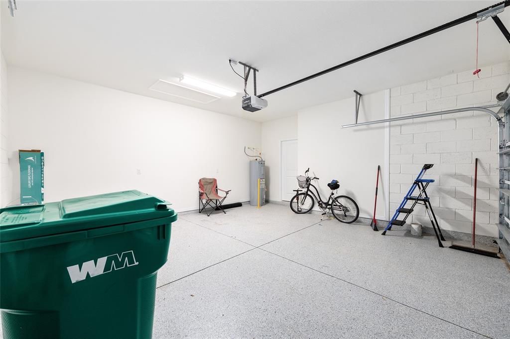 For Sale: $299,000 (3 beds, 2 baths, 1614 Square Feet)