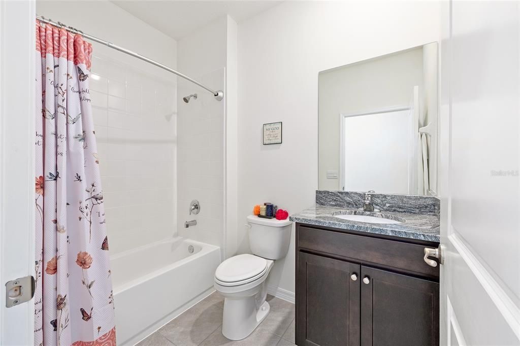 For Sale: $299,000 (3 beds, 2 baths, 1614 Square Feet)